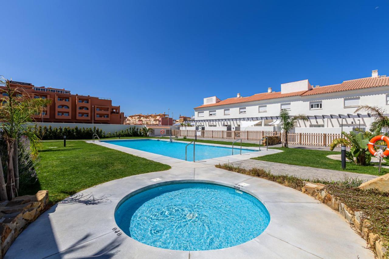 Near Beach, Cosy Terrace, Pool & Fibre Wifi Tarifa Luaran gambar